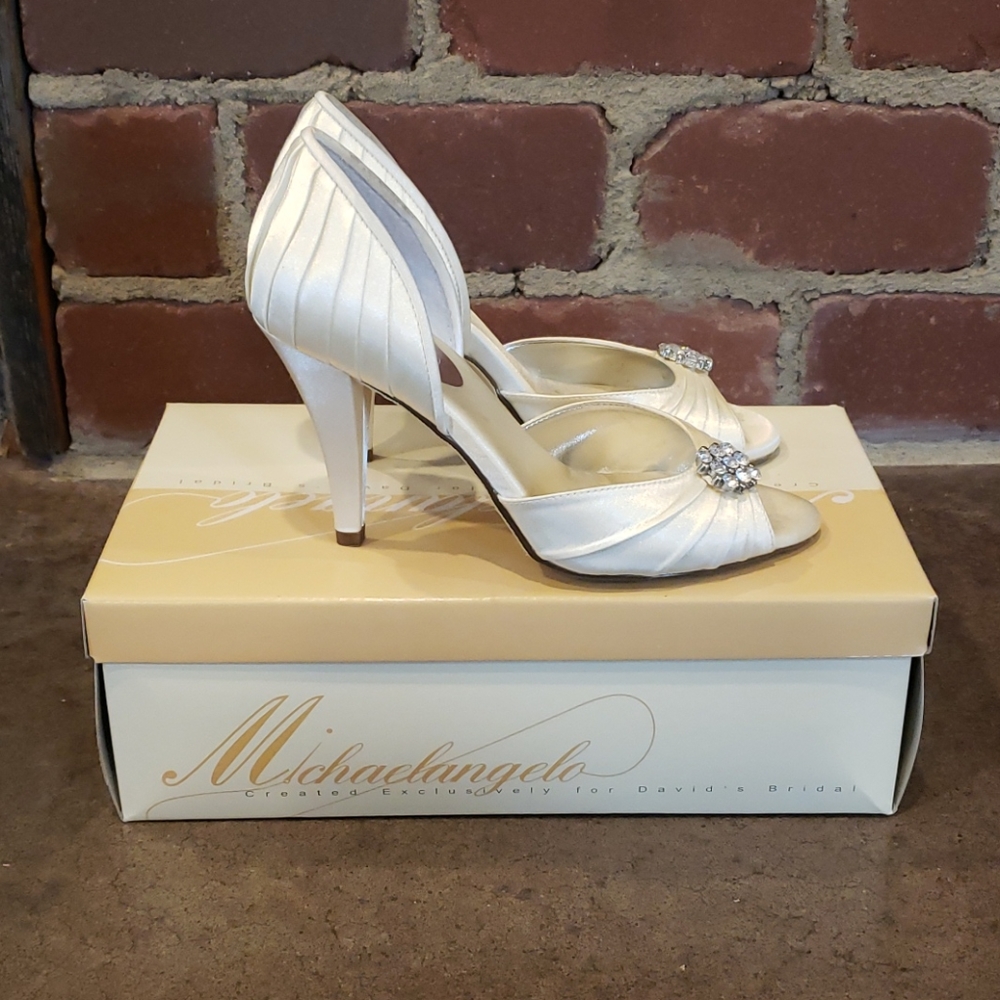 Wedding shoes (David's Bridal)